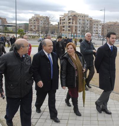 &copy;Ayto.Granada: EL AYUNTAMIENTO CERCA EL CORTIJO DE LOS CIPRESES PARA GARANTIZAR SU PATRIMONIO